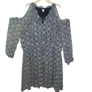 Cato midi dress with cold shoulder sleeves